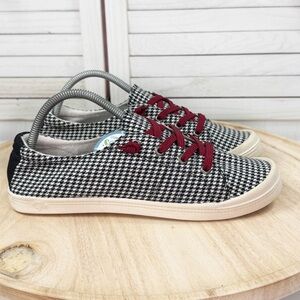 Jellypop Dallas Houndstooth Check Knit Lace Up Sneakers Black White Size 10